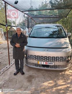 هيونداي ستاريا